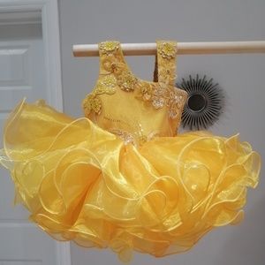 Meet your Posher, Shawna